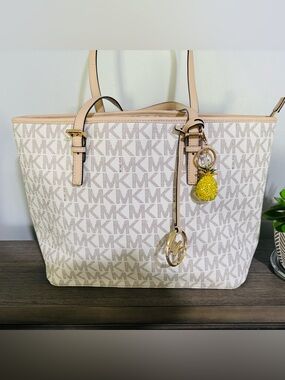 Michael Kors Logo Tote Bag with Gold Hardware & Bag Chain